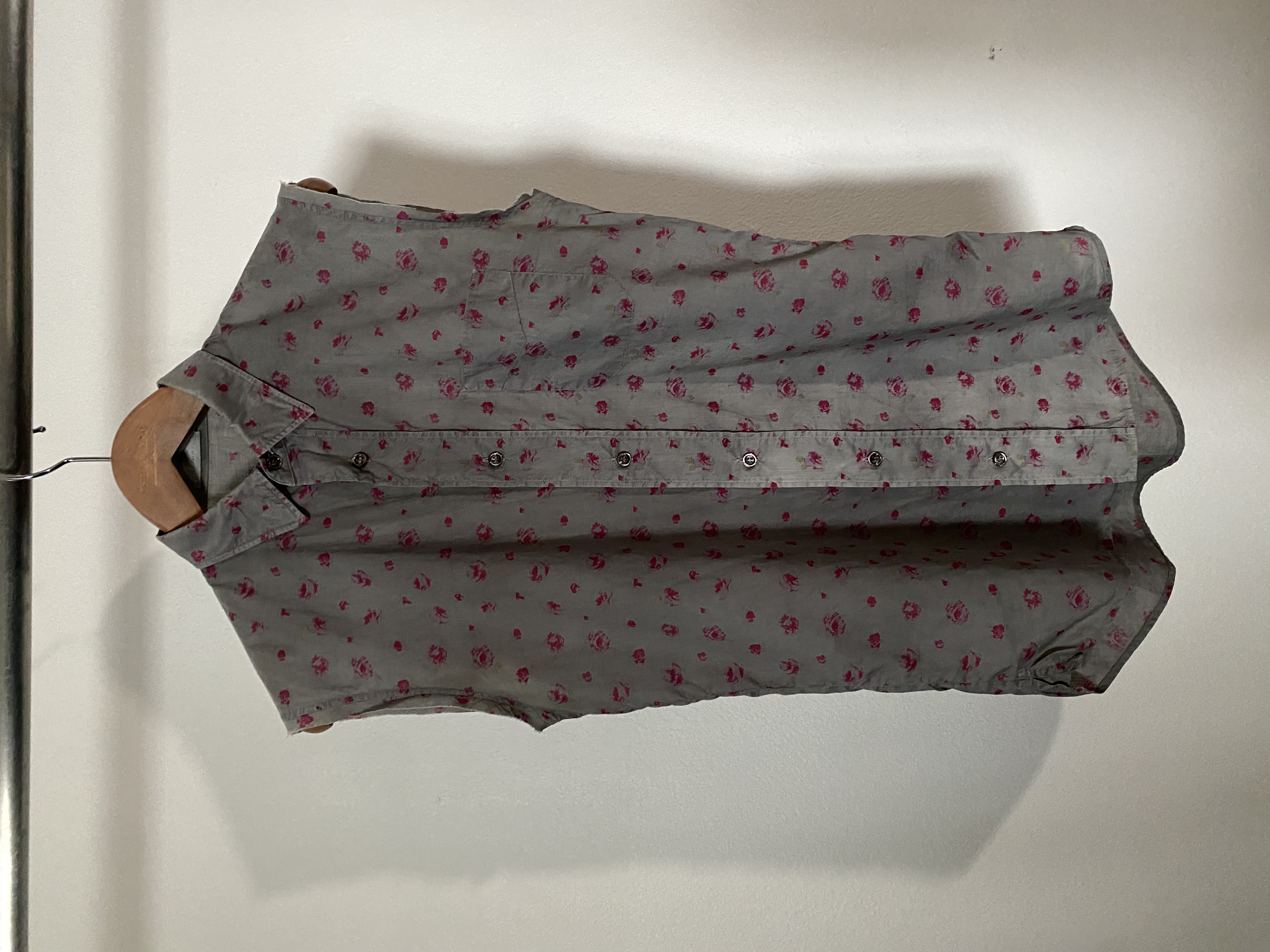SS/2005 floral sleeveless shirt by Hedi Slimane